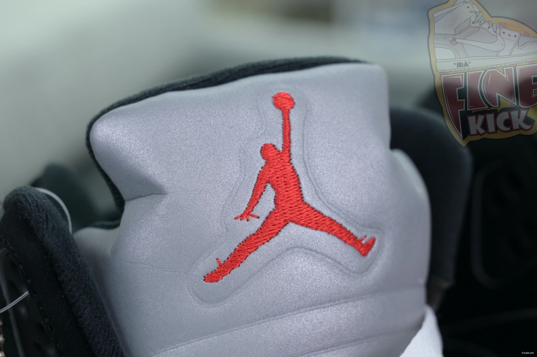 5“BLACK REIMAGINED” METALLIC Air Jordan Jordan 1101